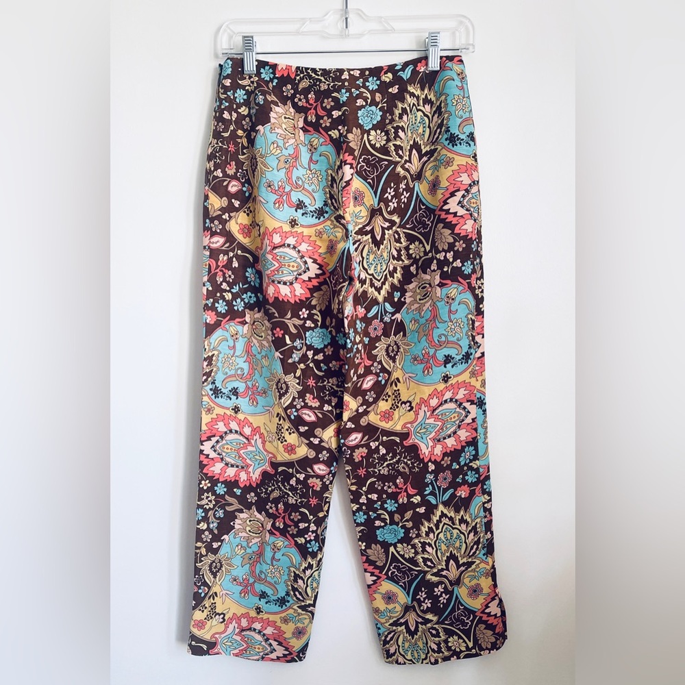 Size 0 LOFT Silk Floral Capri Pants